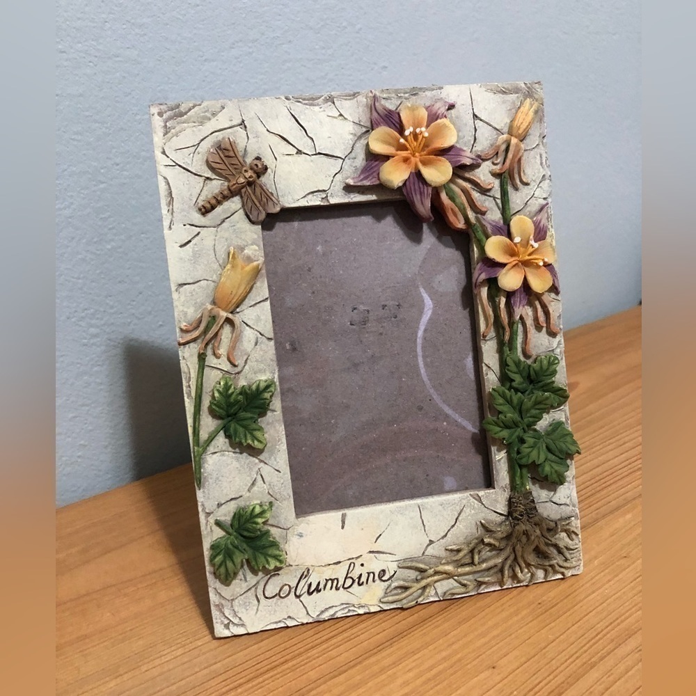 Floral picture frame